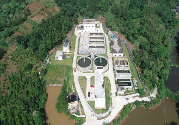 粤北农村人居水环境治理典范<br />
<br />